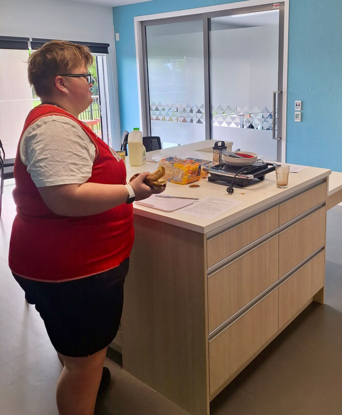 BLENNZ Nelson learner using the kitchen facilities.