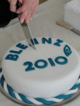 BLENNZ 2010 cake being cut